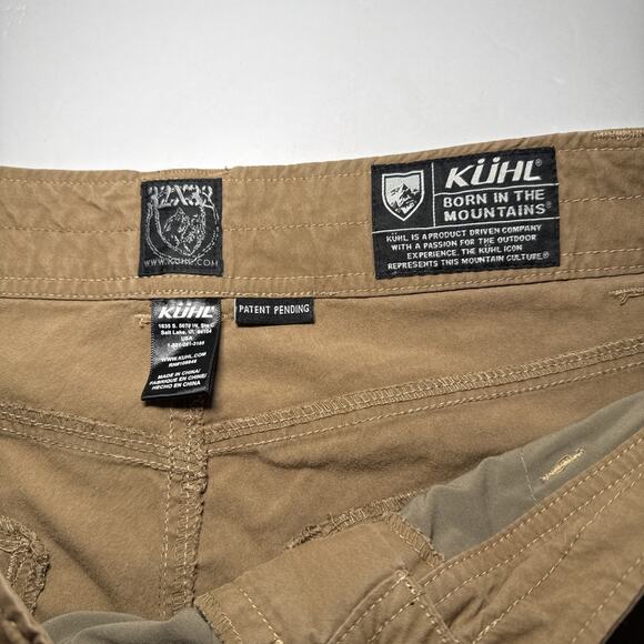KUHL Legendary Pants Mens 32x32 Slax Tan Khaki Outdoor Slacks Gorpcore - Picture 3 of 7